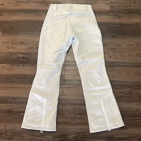 HELLY HANSEN SKI PANTS. BRAND NEW. NEVER WORN. NEEDS TO GO ASAP - Picture 2 of 5